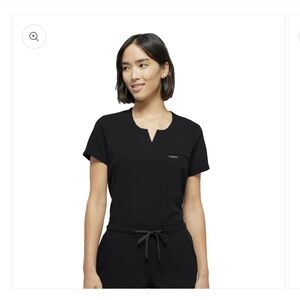 Jaanuu black one pocket tuck-in scrub top